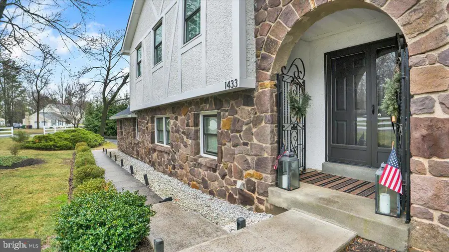 1433 Southwind Way, Dresher, PA 19025 - #2