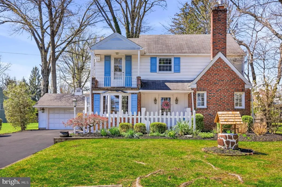 2240 Pioneer Rd, Hatboro, PA 19040 - #1