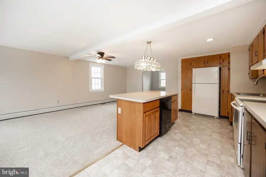 933 Forty Foot Rd, Hatfield, PA 19440 - #3