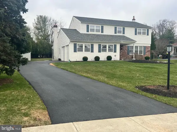 1025 Singer Ln, NORRISTOWN, PA 19403