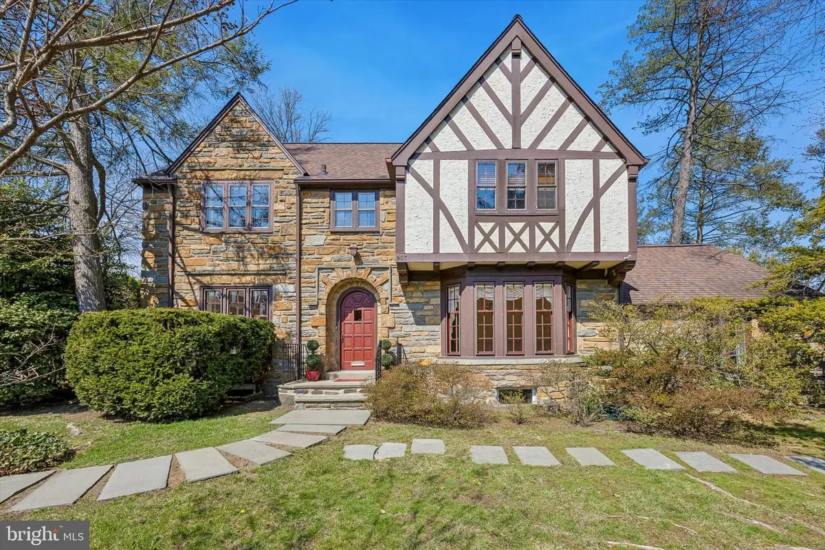 907 Cedar Grove Rd, Wynnewood, PA 19096 - #1