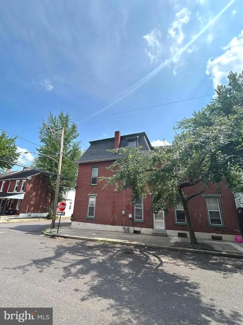 151 S Franklin St, Pottstown, PA 19464 - #2