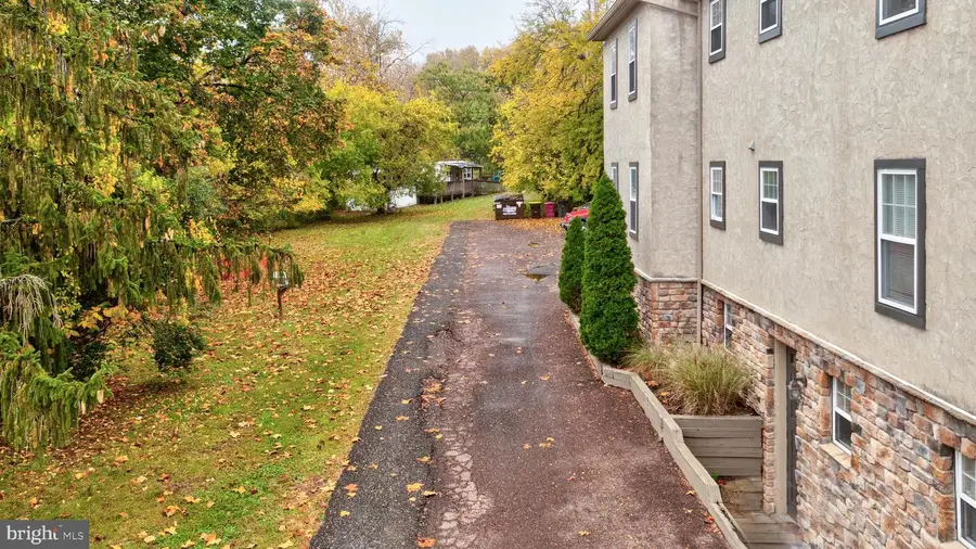 157 Main St, Royersford, PA 19468 - #2