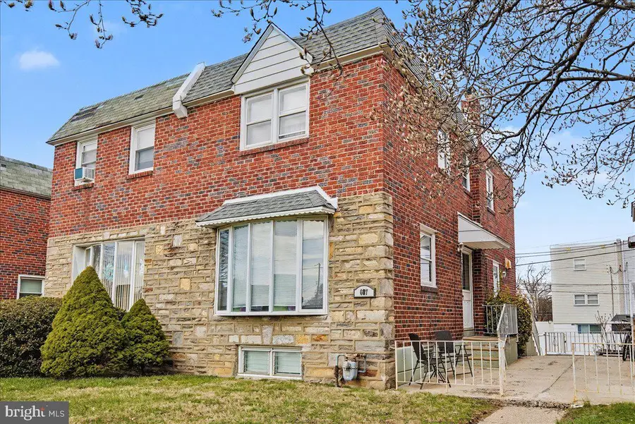 607 Glenn Valley Dr, Norristown, PA 19401 - #2