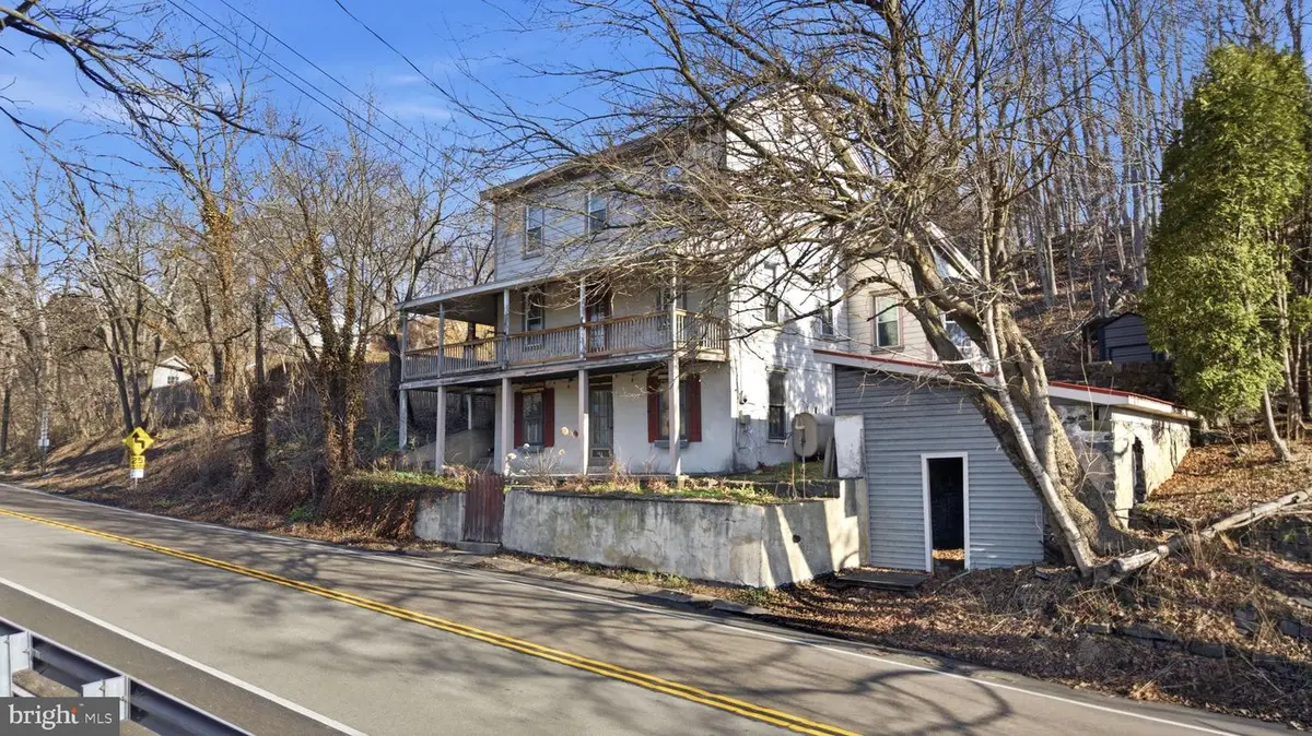 103 Gravel Pike, Green Lane, PA 18054 - #1