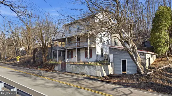 103 Gravel Pike, GREEN LANE, PA 18054