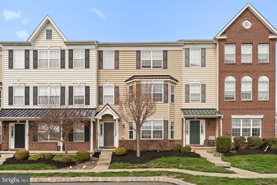 2062 Berkeley Dr, Pennsburg, PA 18073 - #2