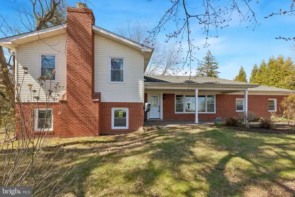 835 N Trooper Rd, EAGLEVILLE, PA 19403