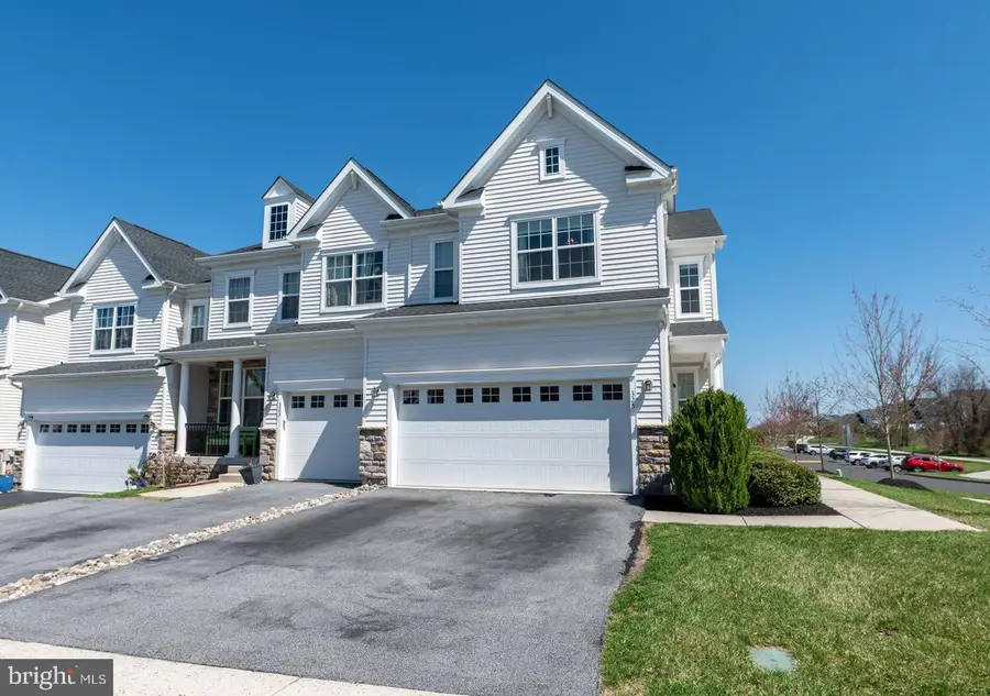 325 Goldman Dr, Phoenixville, PA 19460 - #2