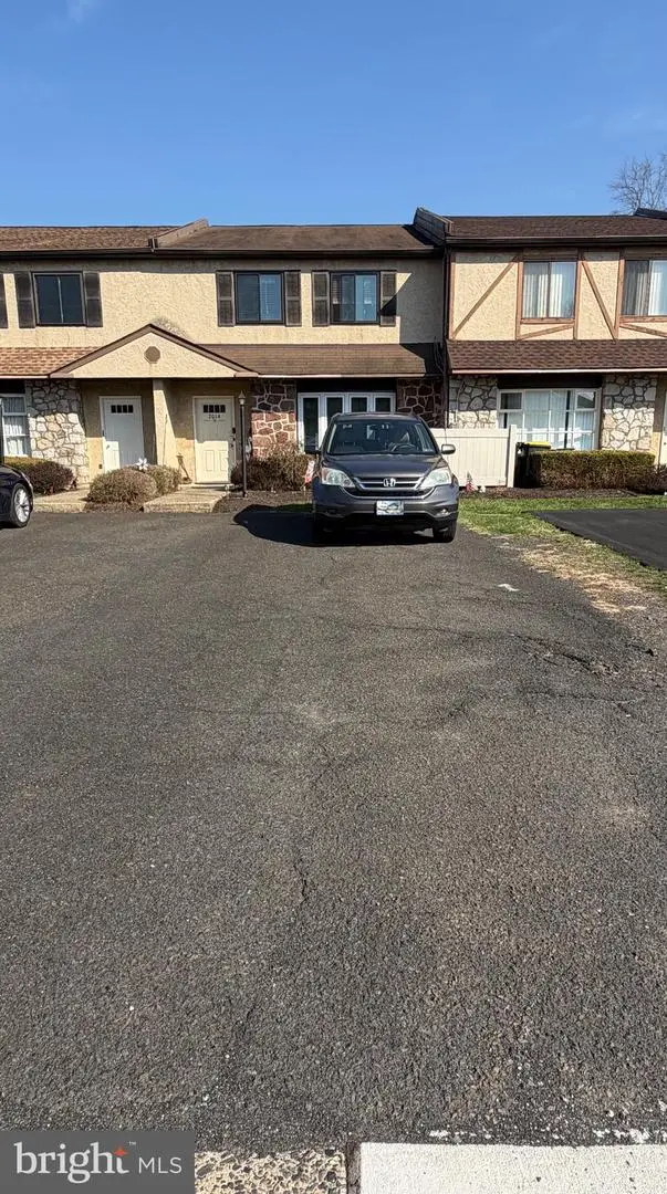 2014 Jason Dr, Huntingdon Valley, PA 19006 - #3