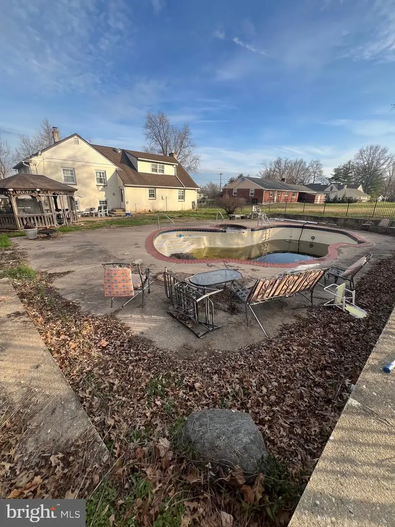 3111 Potshop Rd, Norristown, PA 19403 - #2