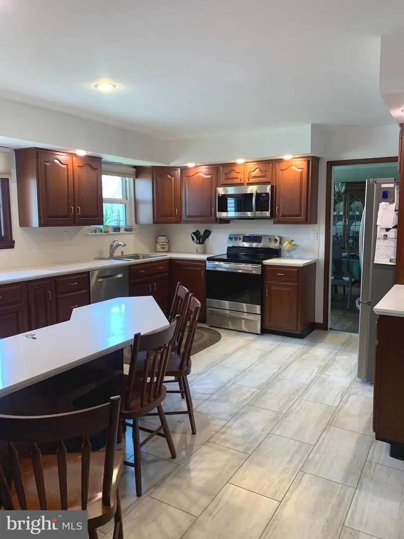 1465 Candlebrook Dr, Dresher, PA 19025 - #3