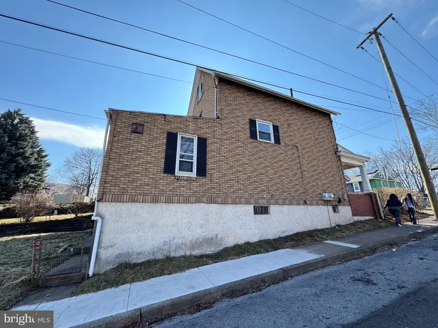 551 West St, Pottstown, PA 19464 - #2