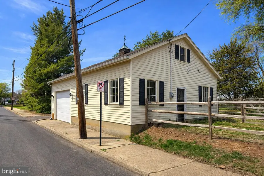 202 N Washington St, Telford, PA 18969 - #3