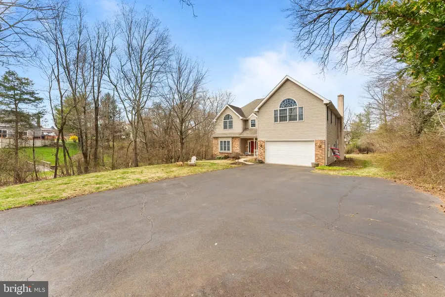 880 Troxel Rd, Lansdale, PA 19446 - #3
