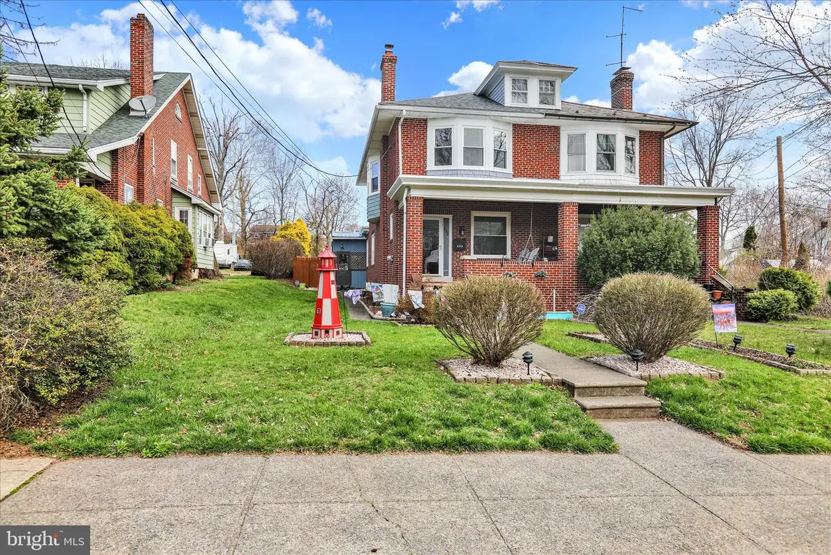 293 Diamond St, Pottstown, PA 19464 - #1