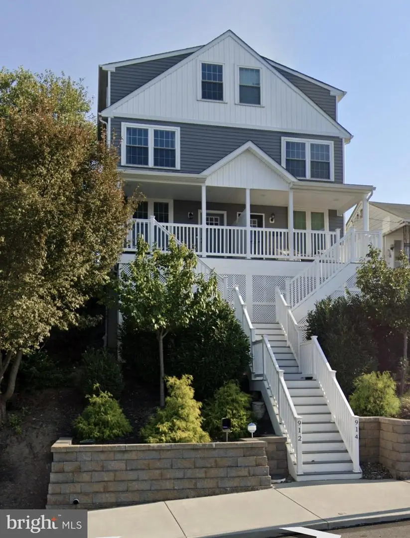 912 Ford St, Bridgeport, PA 19405 - #1