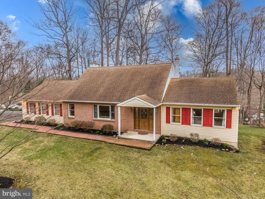 121 Snyder Rd, Pottstown, PA 19464 - #2