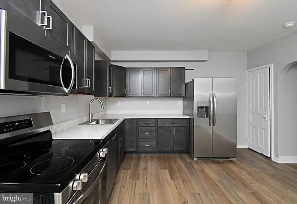 13 W 2nd St, POTTSTOWN, PA 19464