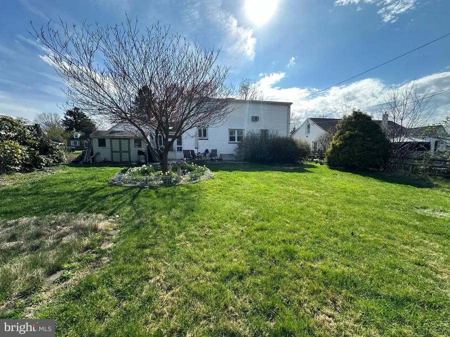1811 Ardin Dr, Norristown, PA 19403 - #2
