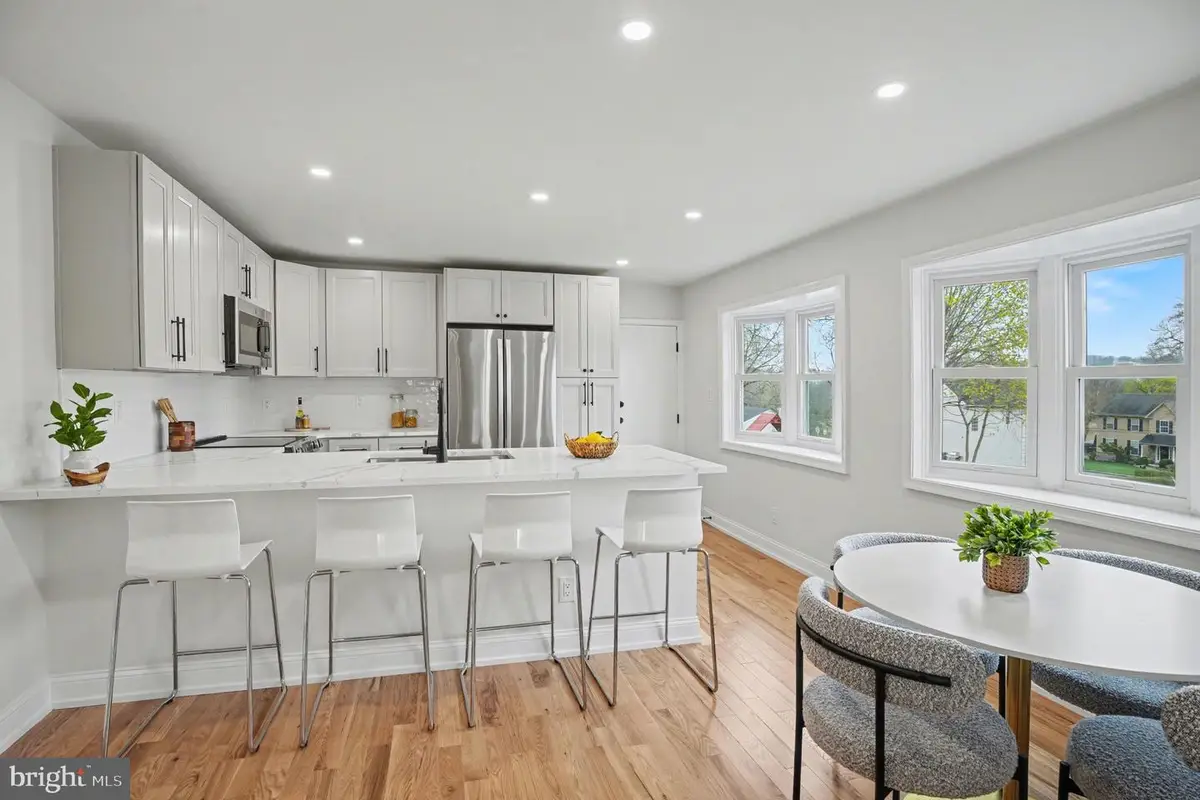 280 Summit Ave, Conshohocken, PA 19428 - #1