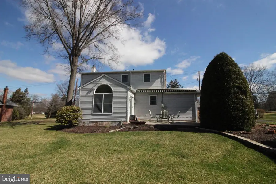 486 Cowpath Rd, Telford, PA 18969 - #3