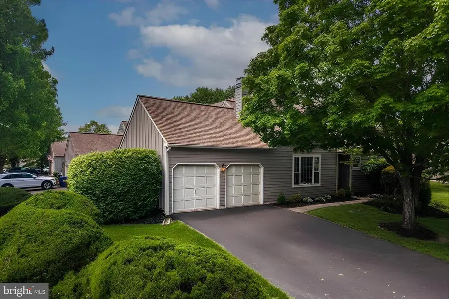 126 Evergreen Ct, Blue Bell, PA 19422 - #2