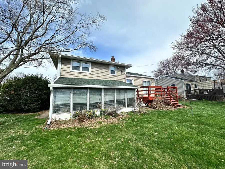 545 Poplar St, Lansdale, PA 19446 - #2
