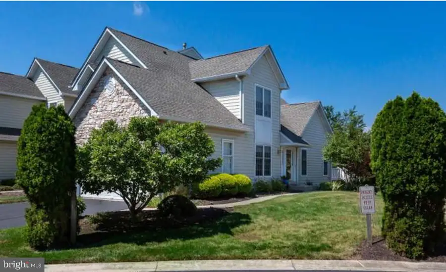 135 Birkdale Dr, Blue Bell, PA 19422 - #2