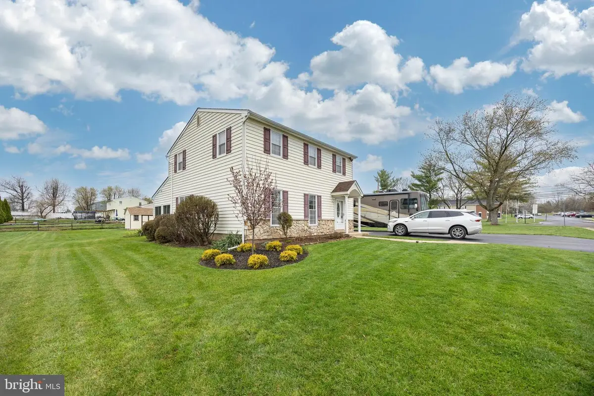 1070 Snyder Rd, Lansdale, PA 19446 - #1