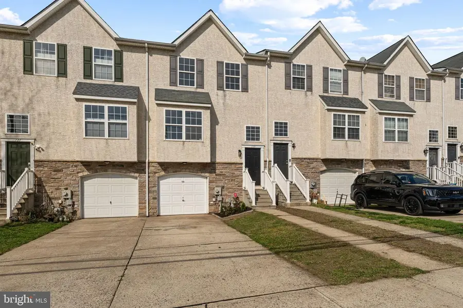 729 E Oak St, Norristown, PA 19401 - #2