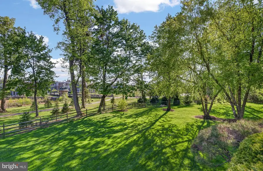 705 Lake Dr, Ambler, PA 19002 - #3