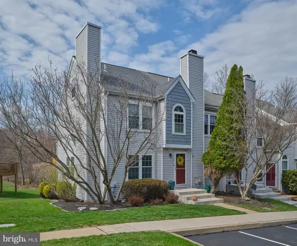 27 Applewood Ct, HORSHAM, PA 19044
