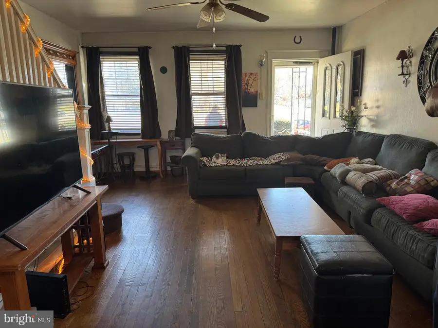 1505 Astor St, Norristown, PA 19401 - #3