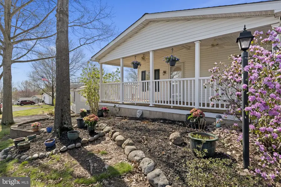 442 Manor House Ln, Souderton, PA 18964 - #3