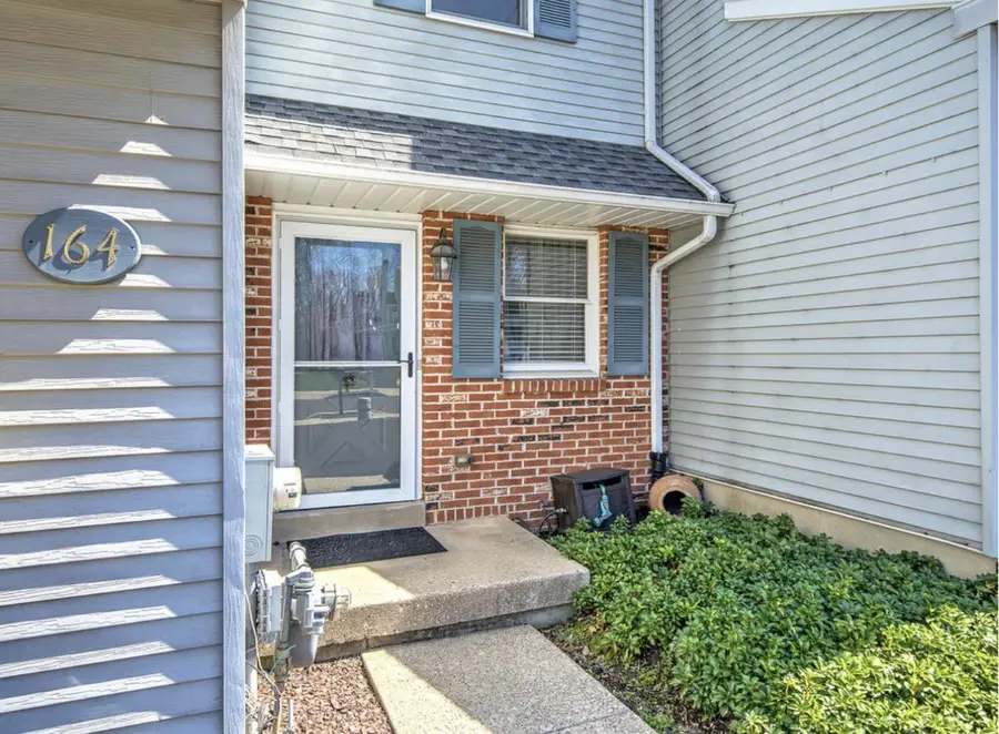 164 Jonathan Dr, North Wales, PA 19454 - #3