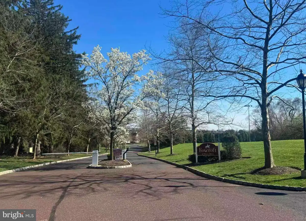 562 Farmdale Cir, Blue Bell, PA 19422 - #1