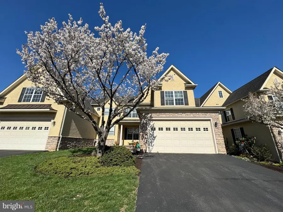 562 Farmdale Cir, Blue Bell, PA 19422 - #2