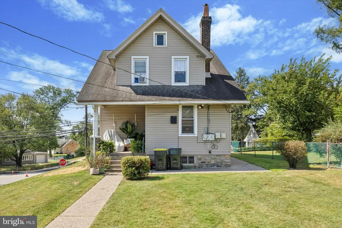 501 W Moreland Rd, Willow Grove, PA 19090 - #1