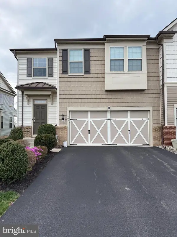 405 Sanctuary Ct, NORTH WALES, PA 19454