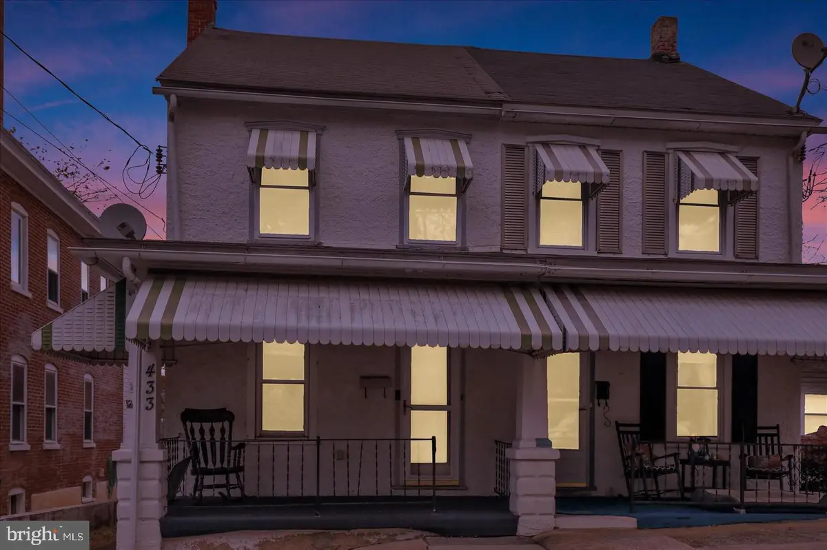 433 May St, Pottstown, PA 19464 - #1