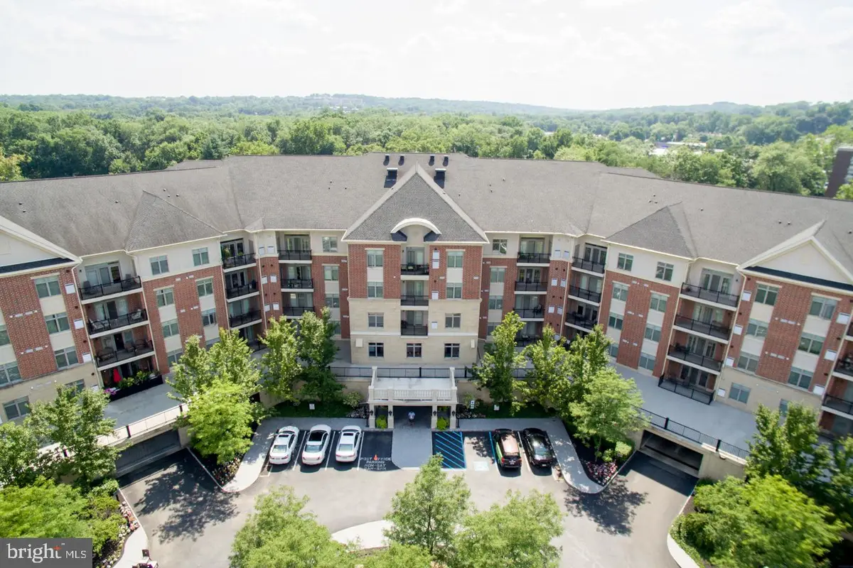 525 Carson Ter, Huntingdon Valley, PA 19006 - #1