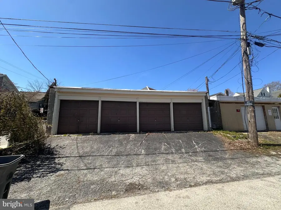 301 Grayling Ave, Narberth, PA 19072 - #3