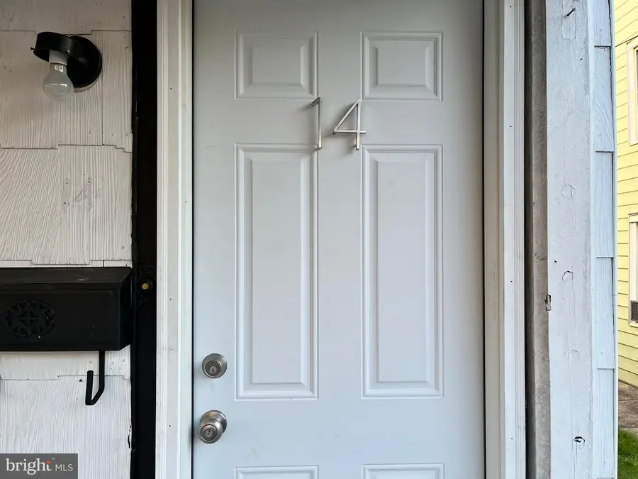 14 E 2nd St, Pottstown, PA 19464 - #2