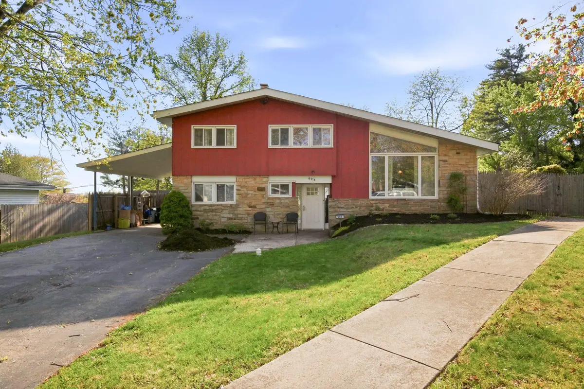 623 Gawain Rd, Plymouth Meeting, PA 19462 - #1