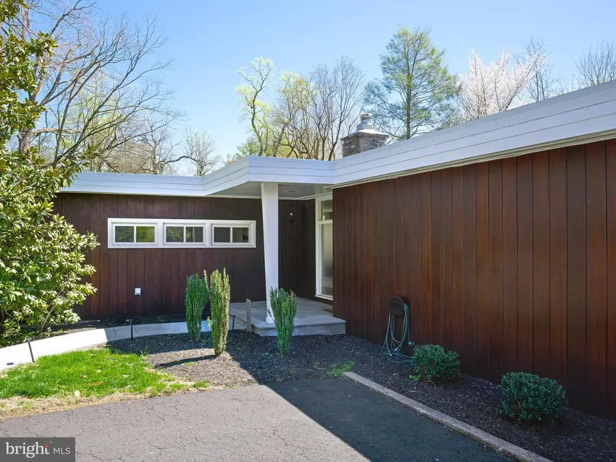 1321 Pepper Rd, Rydal, PA 19046 - #2