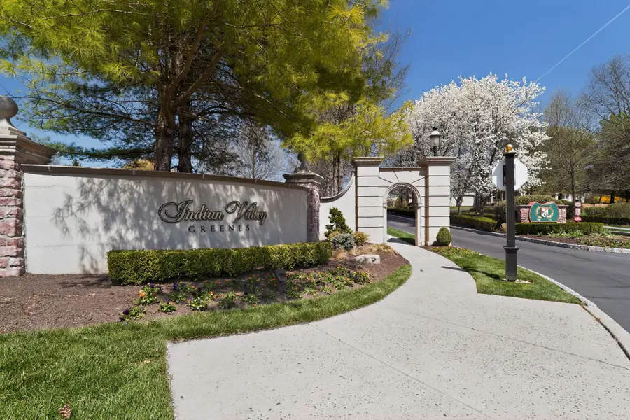 280 Country Club Dr, Telford, PA 18969 - #2