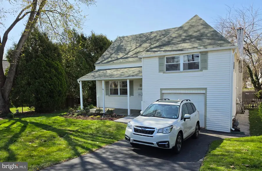 2538 Woodland Rd, Abington, PA 19001 - #3