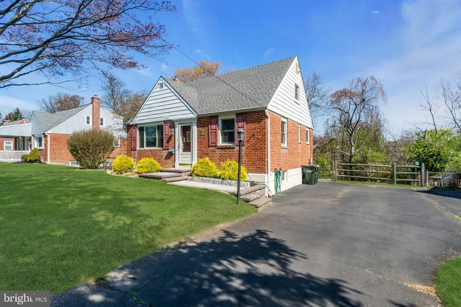 108 Newington Dr, Hatboro, PA 19040 - #3