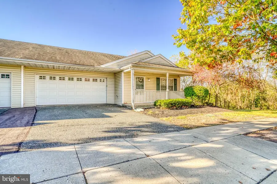 117 W Harmony Dr, Pottstown, PA 19464 - #2